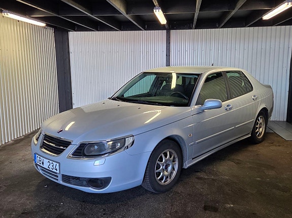 Saab 9-5 7 of 9