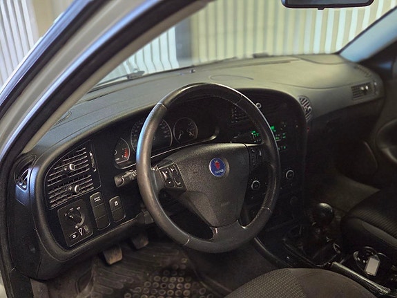 Saab 9-5 8 of 9