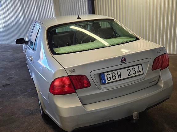 Saab 9-5 4 of 5