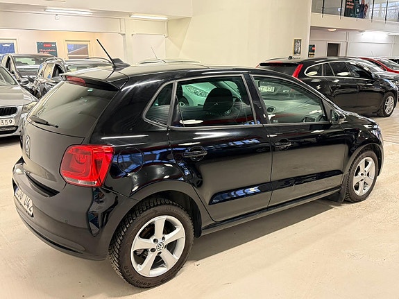 Volkswagen Polo 10 of 23
