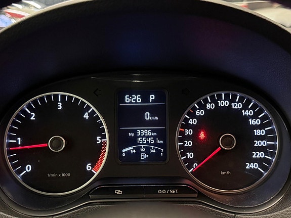 Volkswagen Polo 19 of 23