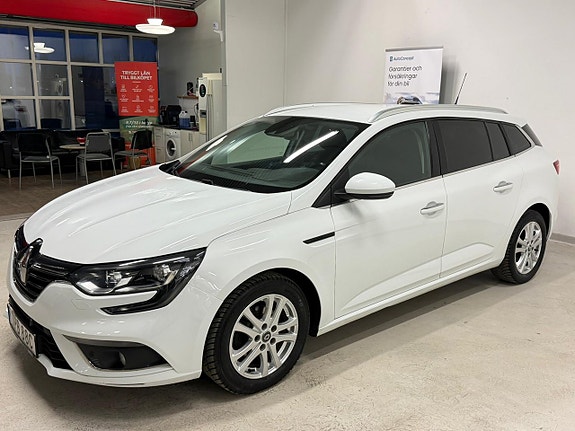 Renault Megane IV 4 of 5