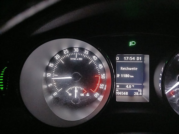 Skoda Superb 4 of 5