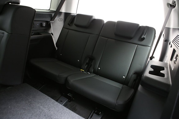 Hyundai Santa Fe 13 of 27