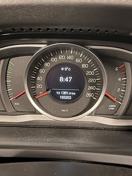 Volvo V60 8 of 8