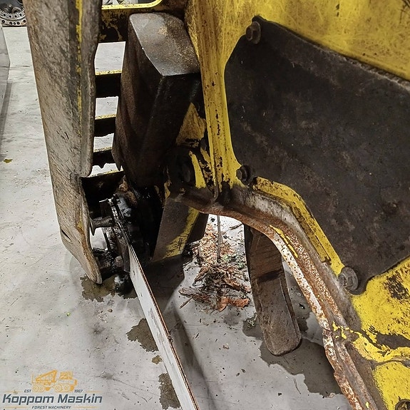 John Deere 415 - Aggregat 4 of 5