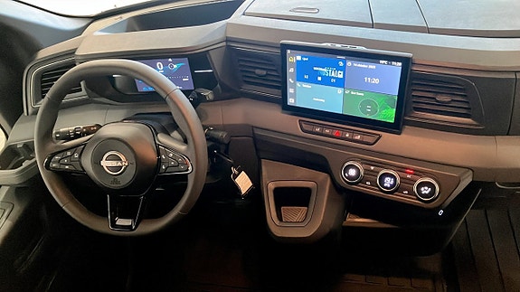 Nissan Interstar 7 of 9