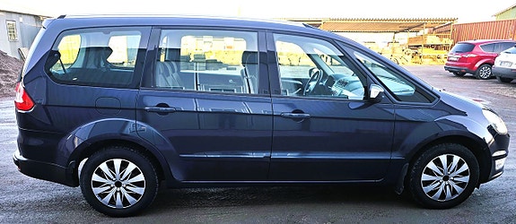Ford Galaxy 7 of 13