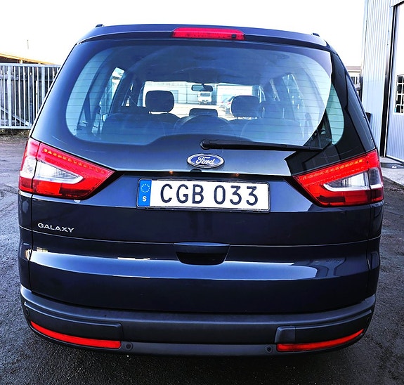 Ford Galaxy 6 of 13