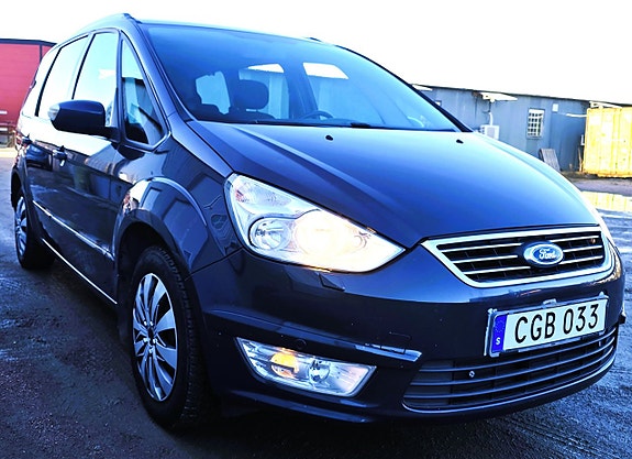 Ford Galaxy 3 of 13