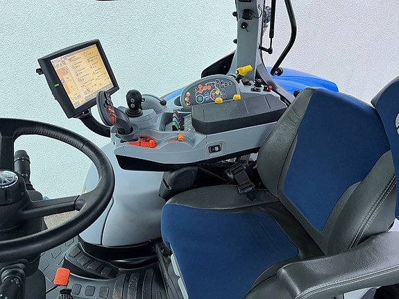New Holland T 7.210 AC 5 of 5