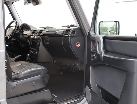 Mercedes-Benz G350 20 of 29