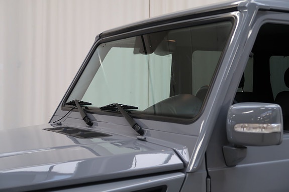 Mercedes-Benz G350 3 of 29