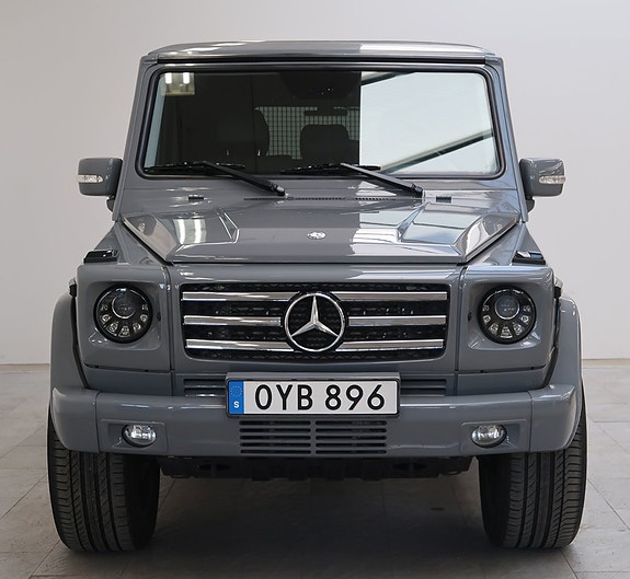 Mercedes-Benz G350 4 of 29
