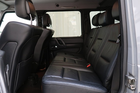 Mercedes-Benz G350 18 of 29