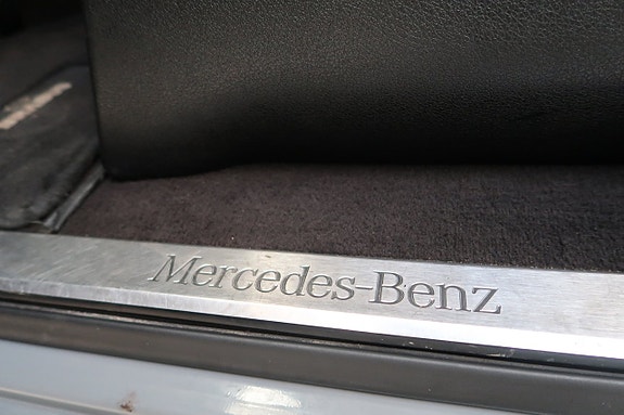 Mercedes-Benz G350 29 of 29