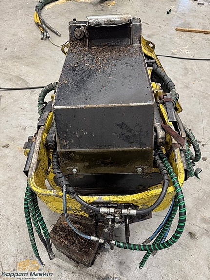 John Deere H415 - Aggregat