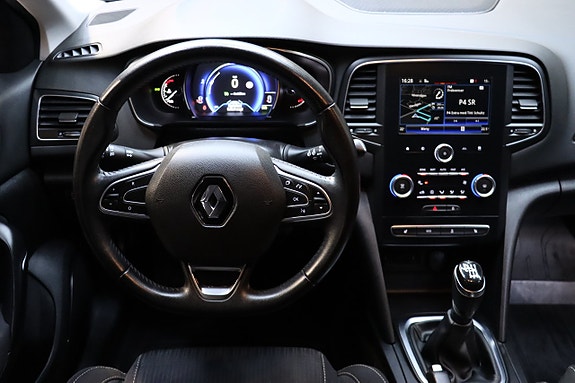 Renault Megane 28 of 28