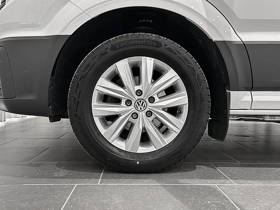Volkswagen Crafter 5 of 5