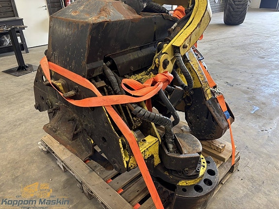 John Deere H480C - Aggregat 2 of 2