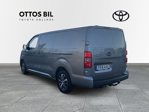 Toyota Proace 2 of 5