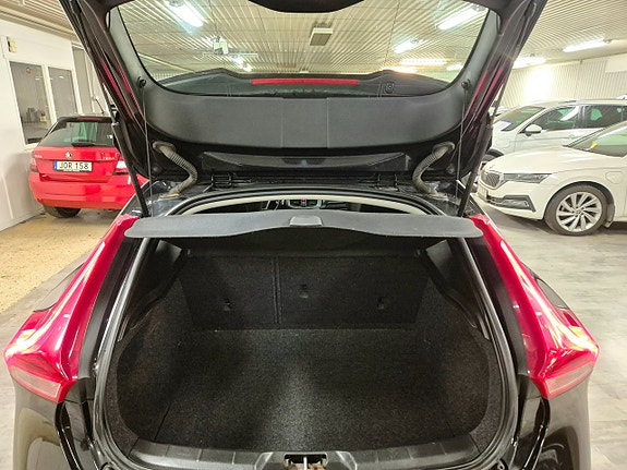 Volvo V40 20 of 21