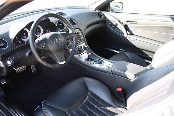 Mercedes-Benz SL350 4 of 6
