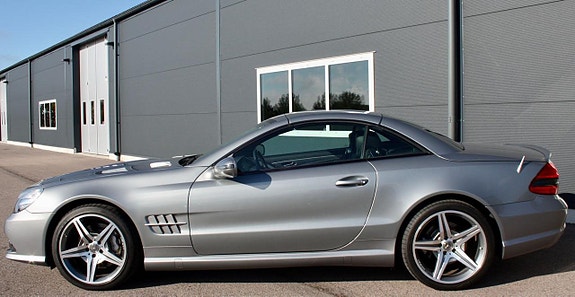 Mercedes-Benz SL350 3 of 6