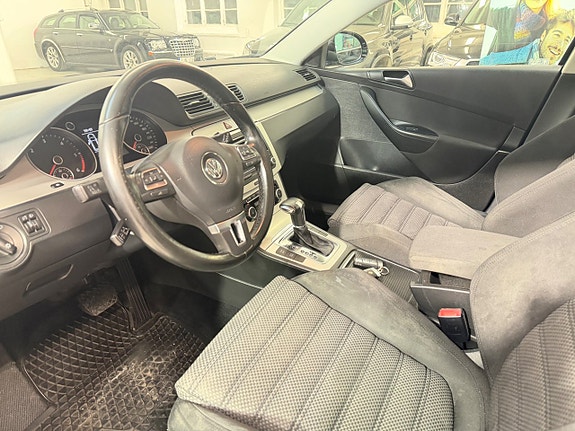 Volkswagen Passat 6 of 10