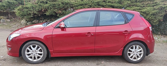 Hyundai i30 4 of 10