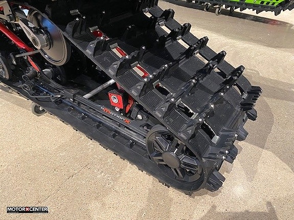 Ski-Doo Renegade 900 ACE Turbo 7 of 7