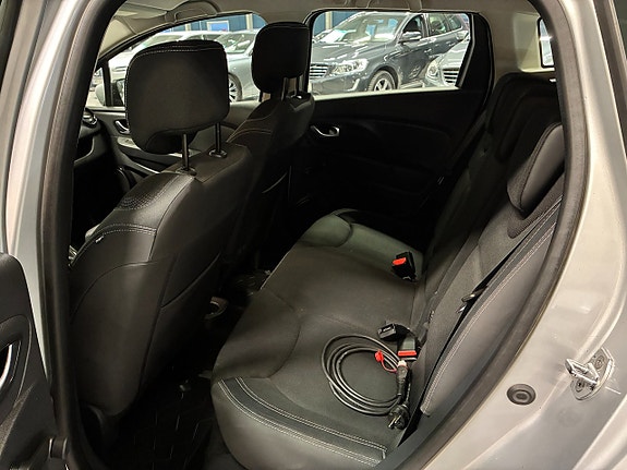 Renault Clio 13 of 15