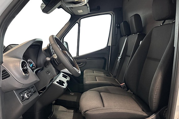Mercedes-Benz eSprinter 414 9 of 13