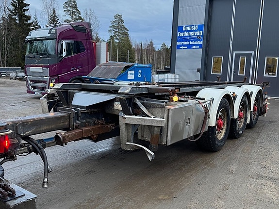 Släp ISTRAIL TK 138