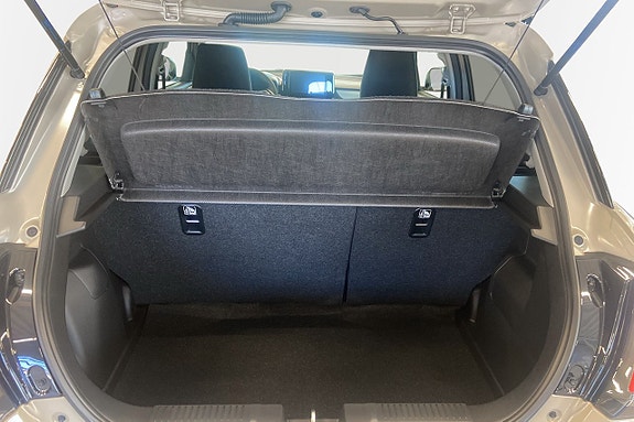 Suzuki Swift 10 of 12