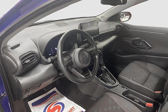 Toyota Yaris 12 of 13
