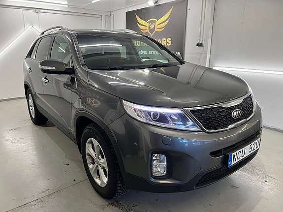 Kia Sorento 2 of 27