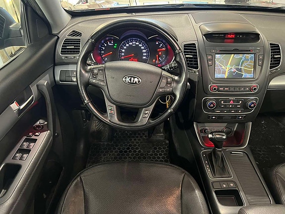 Kia Sorento 11 of 27