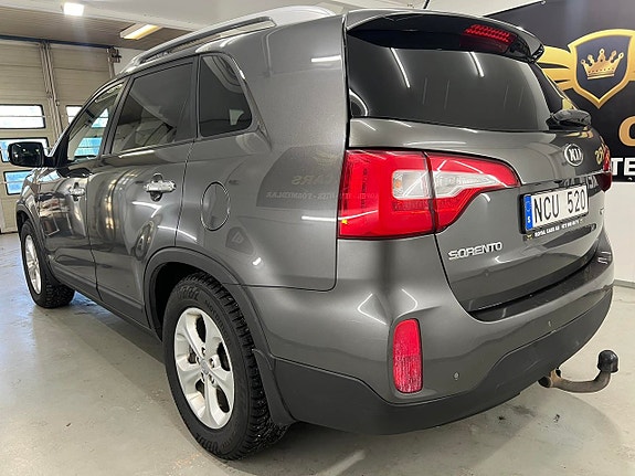 Kia Sorento 6 of 27