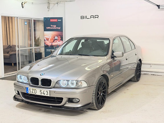 BMW 525 3 of 5