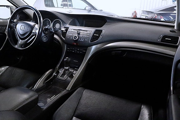 Honda Accord 8 of 23