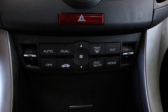 Honda Accord 17 of 23