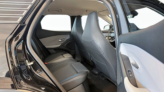 Ford Explorer 5 of 5