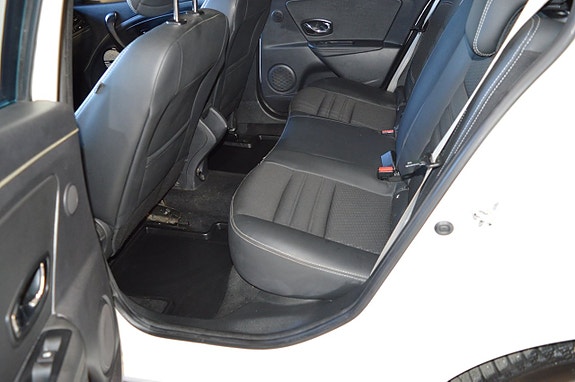 Renault Megane 19 of 21