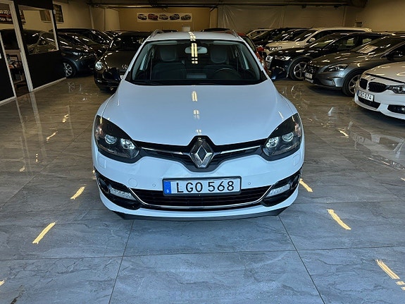 Renault Megane 12 of 21