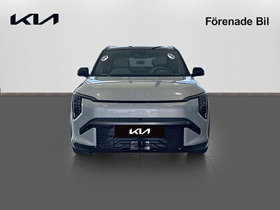 Kia EV3 2 of 20