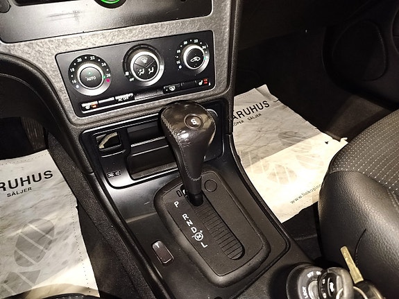 Saab 9-5 17 of 26