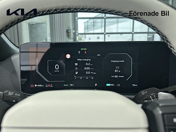 Kia EV6 10 of 21