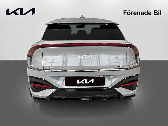 Kia EV6 6 of 21