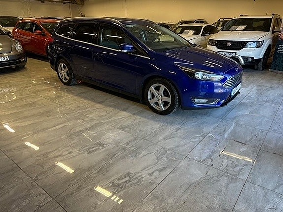 Ford Focus 2 of 21